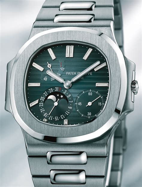 how much does a patek philippe nautilus cost